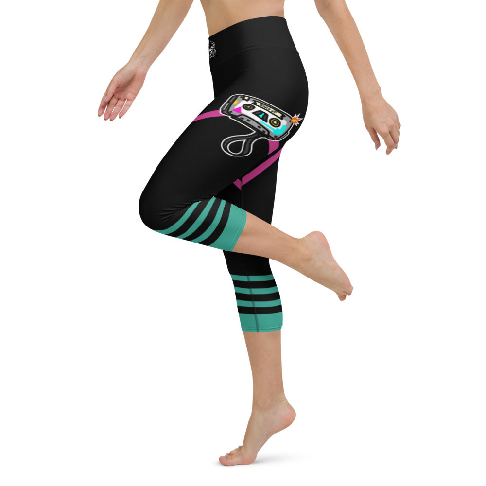 Womens Capri Leggings Casual Graphic Yoga Pants  -  TAPE POP BLACK GREEN